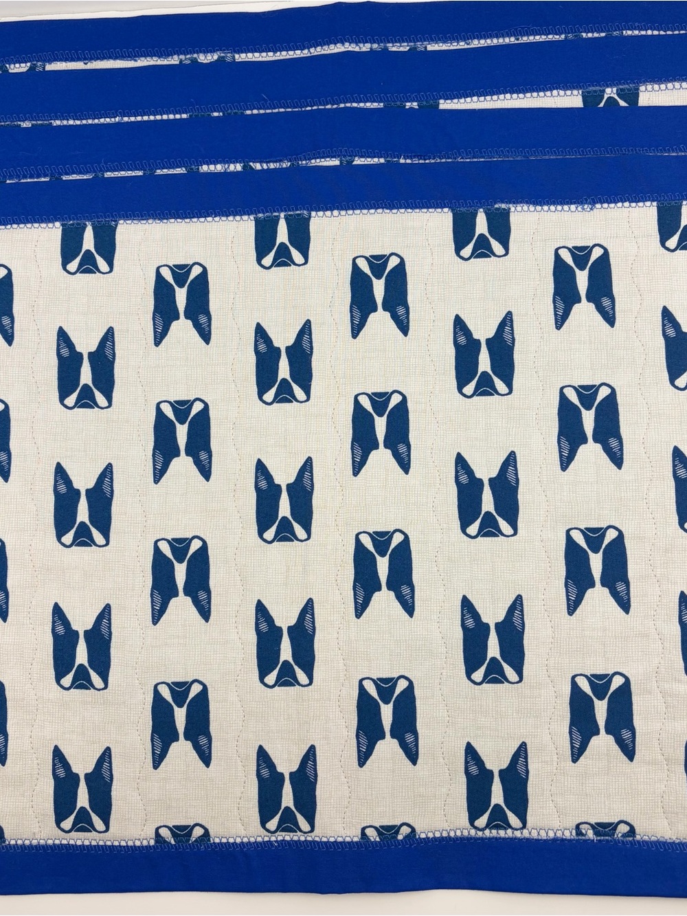 Placemats Set of 4 Boxer Dog Fabric Blue White Tan 15 x 18.5 in Table Linen